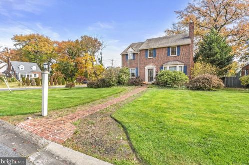 1534 Seton Dr, Wilmington, DE 19809-2239