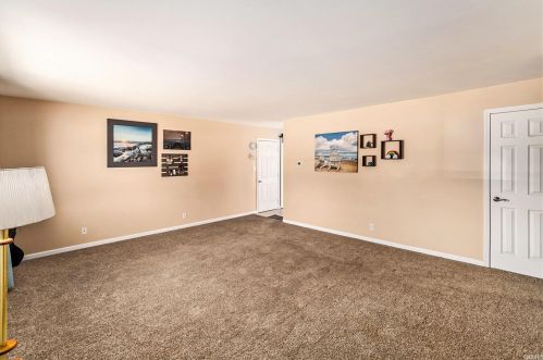 2115 Sarah St, Mishawaka IN  46545-6248 exterior