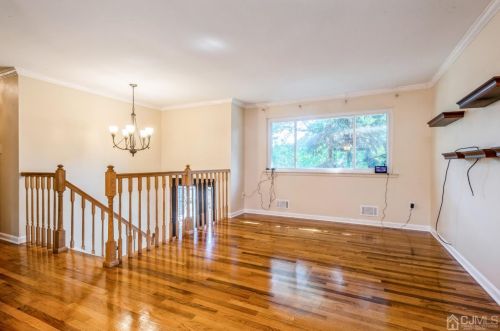 99 John St, South Plainfield, NJ 07080-2807