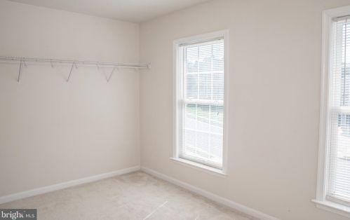 10411 Silver Creek Ct, Spotsylvania VA  22553-4482 exterior