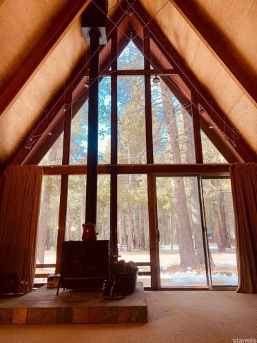 1170 San Bernardino Ave, South Lake Tahoe, CA 96150-5217