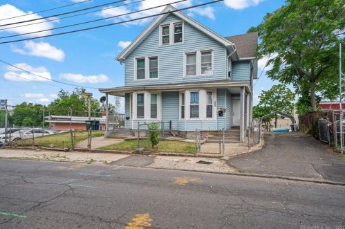 1943 Seaview Ave, Bridgeport, CT 06610-2753