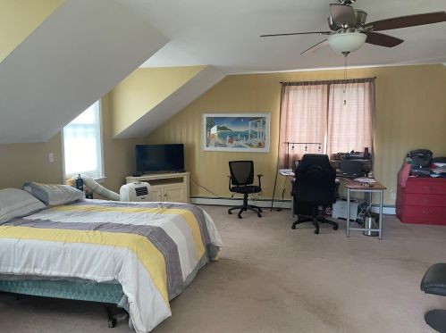 15 Whittier Dr, Seabrook NH  03874-4050 exterior