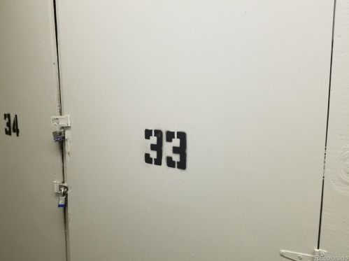 1050 Corona St, Denver CO 80218-2975 exterior