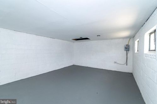 246 Queen St, West Deptford NJ  08096-2254 exterior