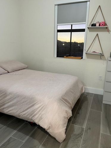 10307 34th Ct, Hialeah FL  33018-1879 exterior