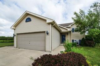 122 Amanda Ct, Mukwonago, WI 53149-1471