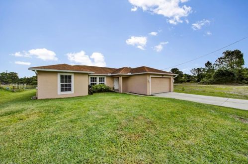 3802 35th St, Lehigh Acres, FL 33976-4250