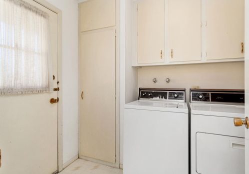 9902 Spruce Dr, Sun City AZ 85351-1958 exterior