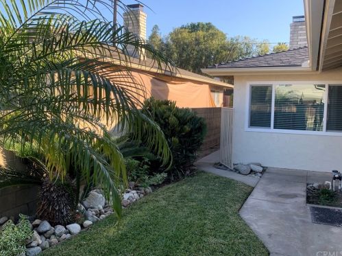 406 Glendale Dr, Orange, CA 92865-4316
