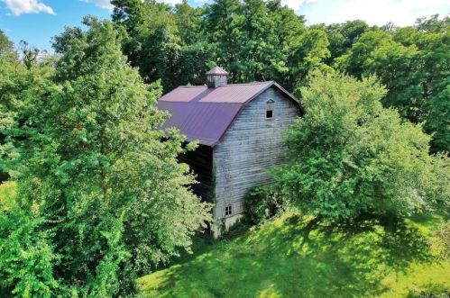 120 Schmitt Ln, Montgomery NY  12549-2044 exterior