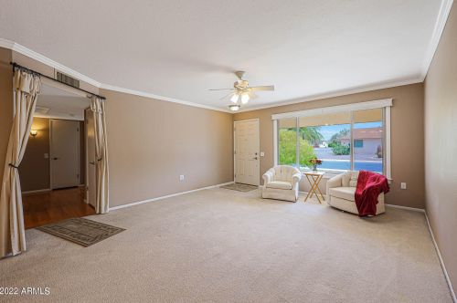 10613 Concho Cir, Sun City, AZ 85373-1322