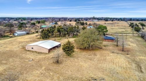 112 Lazy River Trl, Denison, TX 75021-7126