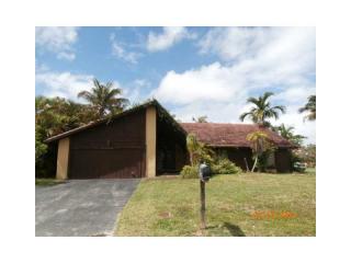 20400 10th Pl, Miami, FL 33179-2540