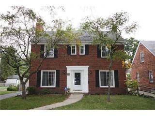 2428 Pemberton Dr, Toledo, OH 43606-3175
