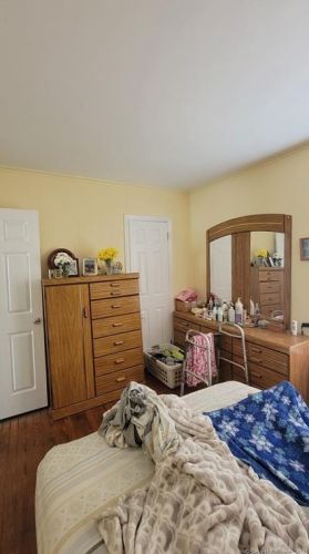 68 Amsterdam Ave, Bridgeport CT 06606-4507 exterior