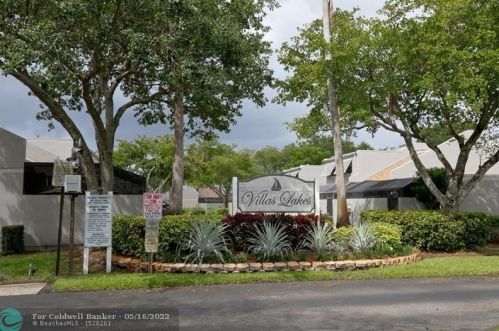 11331 15th Ct, Hollywood FL  33026-2640 exterior