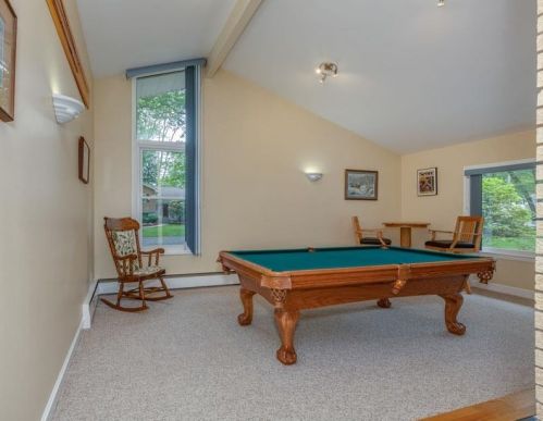 16 Mason Dr, Salem NH  03079-2101 exterior