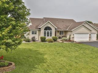 8238 Ashford Rd, Saint Paul, MN 55125-8479