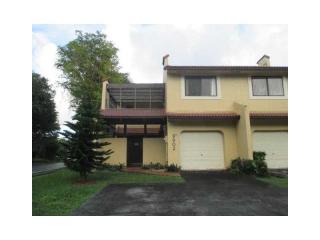 9902 Costa Del Sol Blvd, Miami, FL 33178-2934