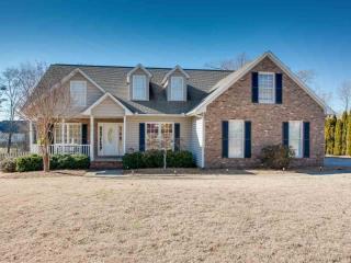 618 Claystone Dr, Inman SC  29349-7188 exterior