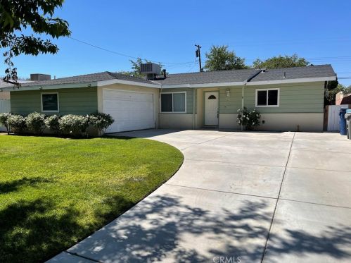 45145 16th St, Lancaster, CA 93534-2138