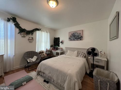 1459 Chambers St, Trenton NJ  08610-5807 exterior