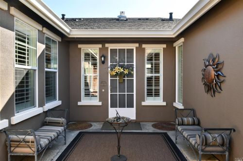 9029 Oak Trail Cir, Santa Rosa, CA 95409-6100