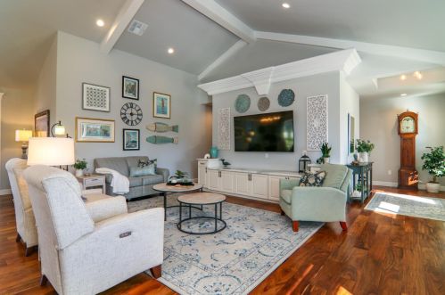 6331 Melody Ln, Newcastle CA  95658-9646 exterior