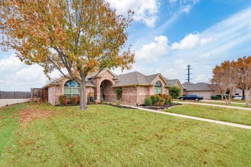 7312 Spring Oak Dr, Fort Worth, TX 76182-3708