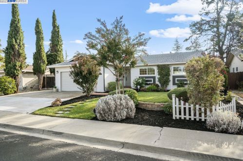 2043 Del Monte St, Livermore CA  94551-1116 exterior