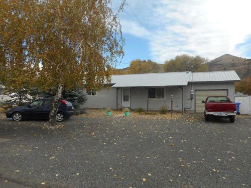 1229 I St, Lakeview, OR 97630-1942