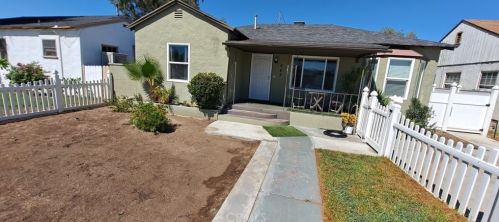 943 Olive St, Colton CA  92324-2560 exterior