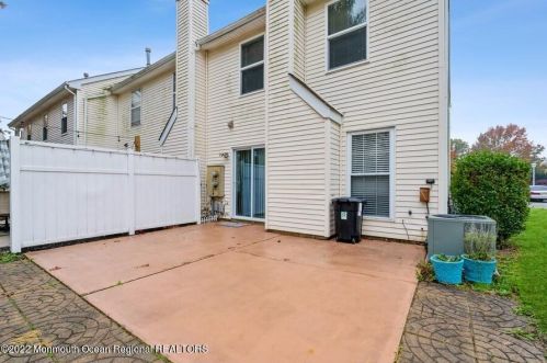 90 Rita Ln, Jackson Twp NJ  08527-2367 exterior