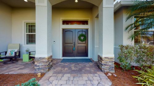304 Vista Lake Dr, Fort Pierce, FL 34953-8235