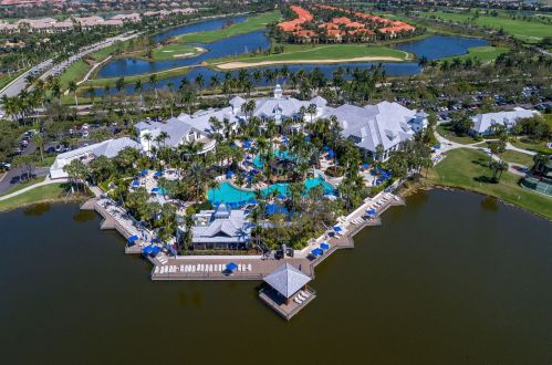 9233 Museo Cir, Naples FL  34114-9519 exterior