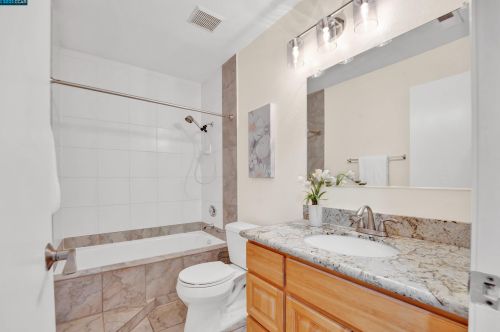 3043 Fostoria Cir, Danville CA  94526-5562 exterior