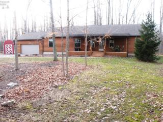 1105 Fitchville River Rd, West Clarksfield, OH 44889-9322