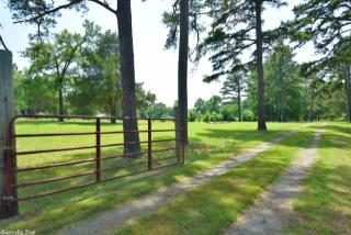 232 Old Military Rd, Conway, AR 72034-9622