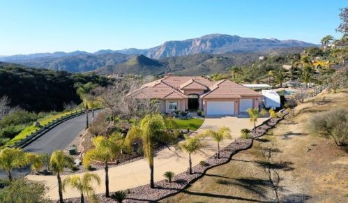 550 Old Stagecoach Run, Alpine CA  91901-1478 exterior