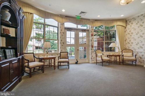 2033 Windrow Dr, Princeton NJ  08540-5023 exterior