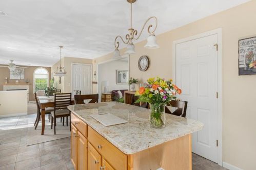 43 Ginger Trl, Coventry RI 02816-8262 exterior