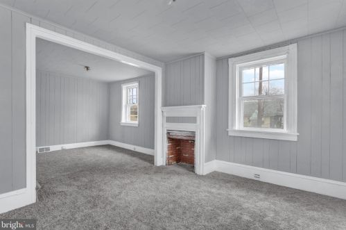 2161 Newville Rd, Carlisle PA  17015-7747 exterior