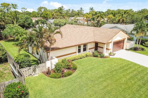 201 Dove Cir, West Palm Beach, FL 33411-1704