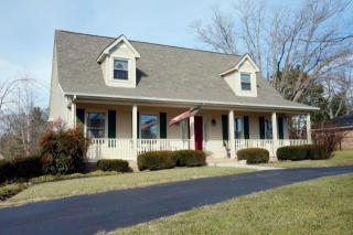 980 Walton Trl, Cookeville, TN 38501-4023