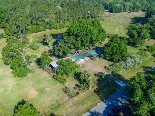 7662 Cr 248b, Lake Panasoffkee, FL 33538-3018