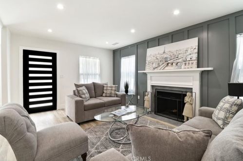 295 Poppyfields Dr, Altadena CA  91001-4837 exterior