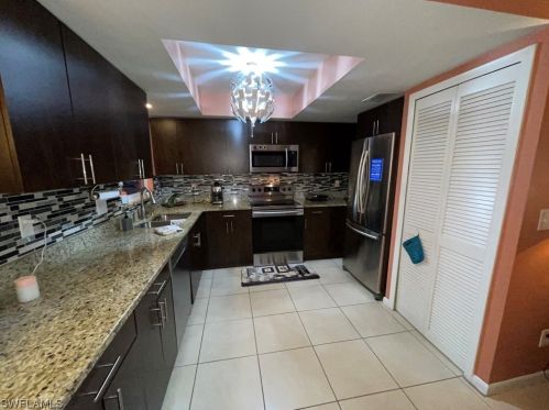 235 Eaglesmere Dr, Lehigh Acres FL  33936-7541 exterior