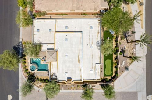 57710 Barristo Cir, La Quinta CA  92253-8255 exterior
