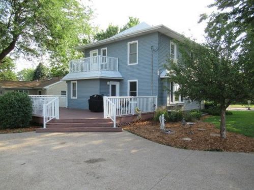 408 Ash St, Lamberton, MN 56152-1372